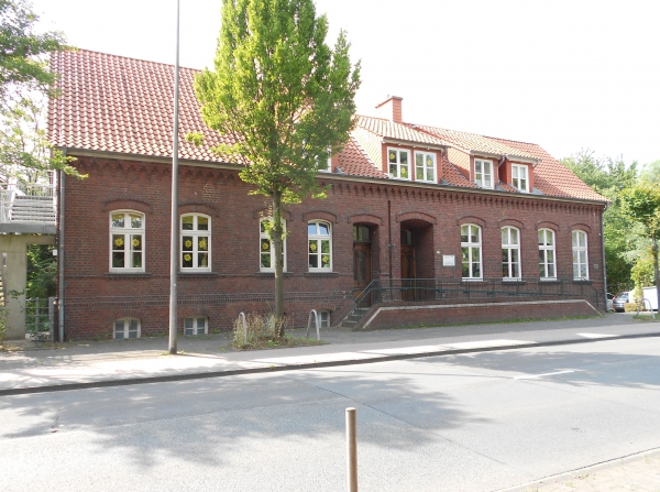 Städtische Kindertageseinrichtung 
"In der Alten Schule" 
Dingbängerweg 103 
in Münster-Mecklenbeck