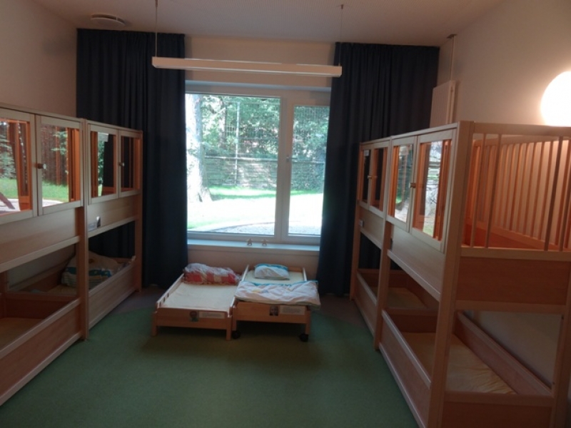 Schlafraum für die Kinder im Alter von 0-3 Jahre