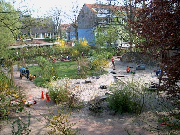 Unser Garten im Frühling
