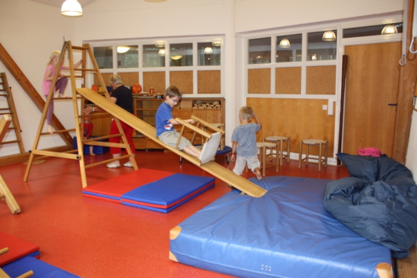 Spiel und Spass im Bewegungsraum